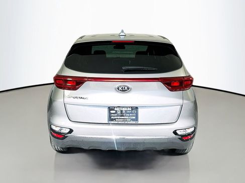 Used 2020 Kia Sportage LX image 6