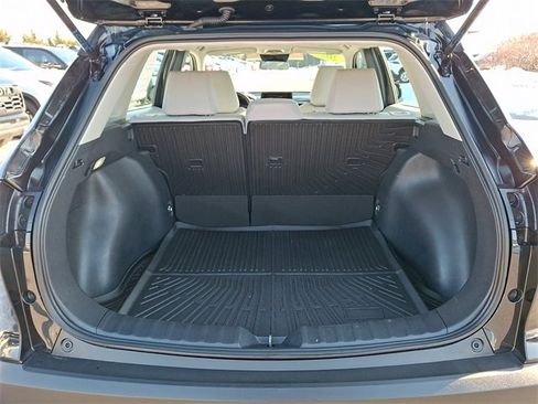 Certified 2025 Toyota Corolla Cross L image 28