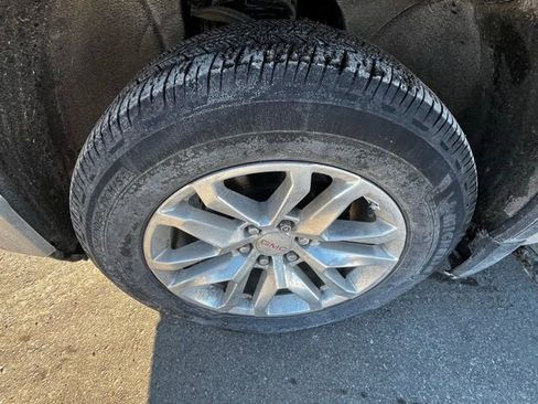 Used 2021 GMC Sierra 1500 SLE image 9