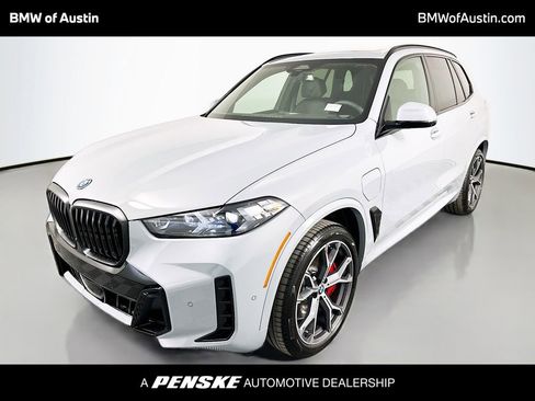 New 2026 BMW X5 xDrive50e w/ M Sport Package image 1
