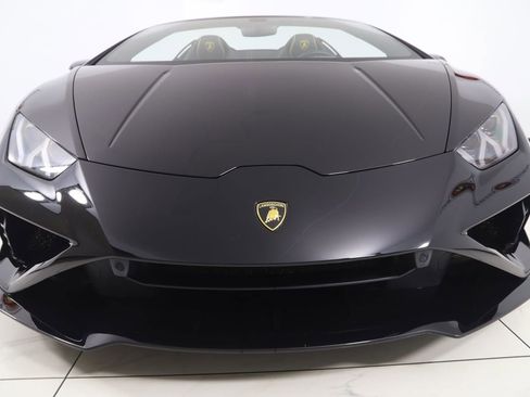 Used 2023 Lamborghini Huracan EVO image 73