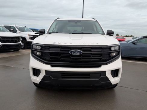 New 2026 Ford Expedition Max Active image 2