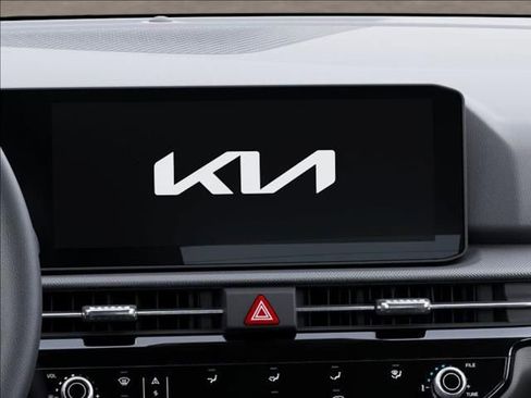New 2026 Kia Sportage LX FWD image 20