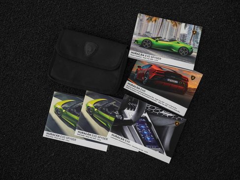 Used 2021 Lamborghini Huracan EVO AWD/4WD image 45