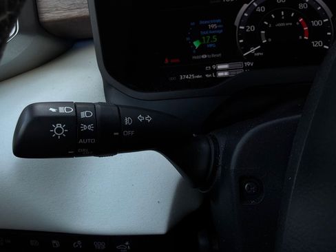 Used 2024 Toyota Sequoia Capstone AWD/4WD image 47