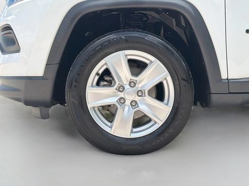 Used 2022 Jeep Compass Latitude AWD/4WD image 38
