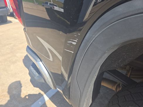 Used 2020 GMC Sierra 1500 SLT RWD image 7