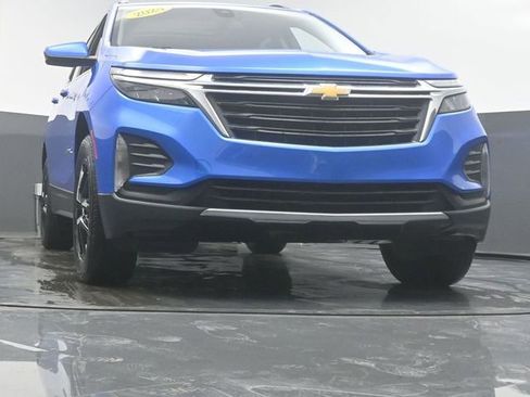 Used 2024 Chevrolet Equinox LT image 3