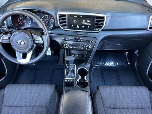 Used 2021 Kia Sportage LX image 5