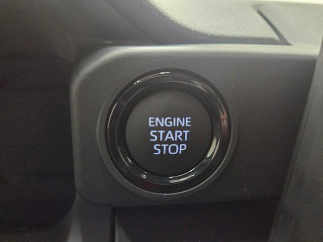 Used 2025 Toyota Camry SE w/ Convenience Package FWD image 65