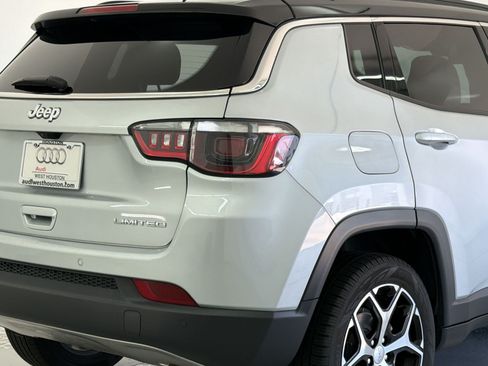 Used 2024 Jeep Compass Limited AWD/4WD image 27