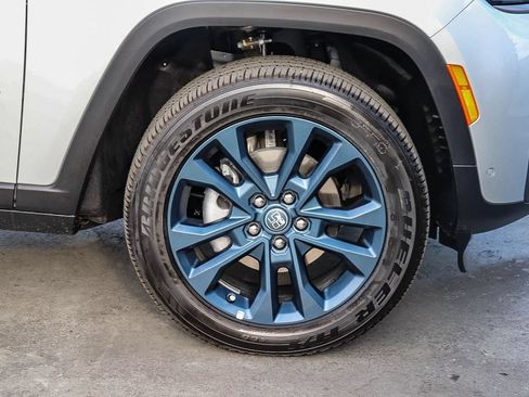 New 2026 Jeep Grand Cherokee Limited AWD/4WD image 11