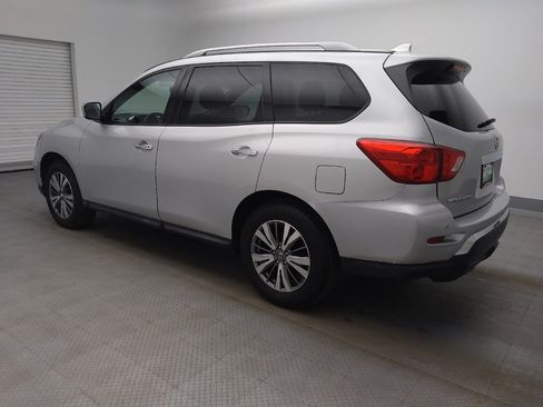 Used 2019 Nissan Pathfinder SV image 3