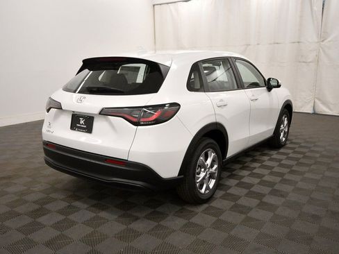 New 2026 Honda HR-V LX image 8