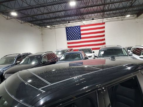 Used 2018 Land Rover Range Rover HSE AWD/4WD image 48