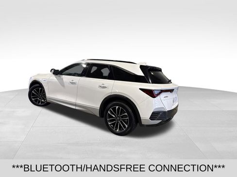 Used 2024 Acura ZDX A-Spec image 3