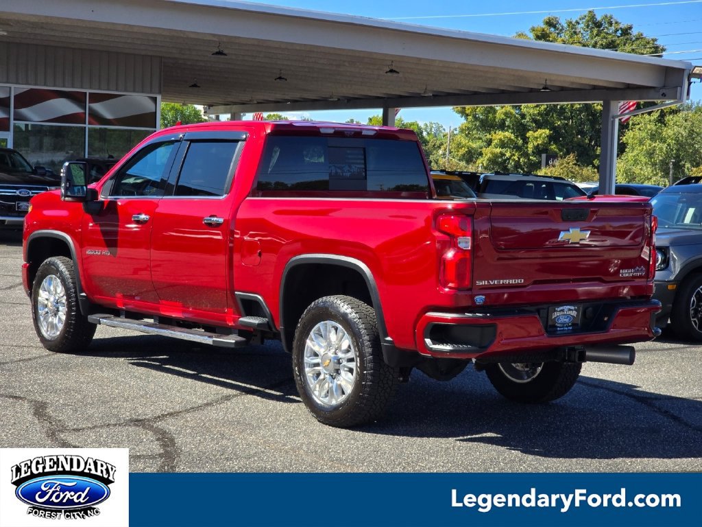 Used 2022 Chevrolet Silverado 2500 High Country AWD/4WD image 2