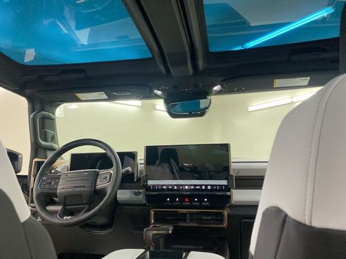 New 2025 GMC Hummer EV 3X w/ Battery Pack, 24 Module Pack image 24