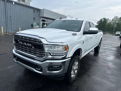 Used 2022 RAM 3500 Limited AWD/4WD image 10