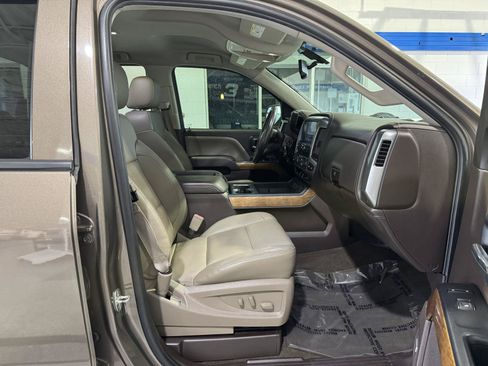 Used 2014 Chevrolet Silverado 1500 LTZ AWD/4WD image 15