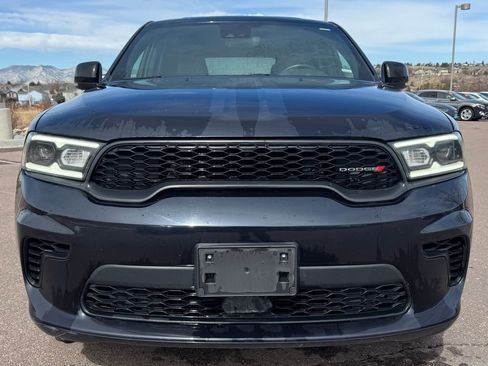 Used 2024 Dodge Durango GT image 2