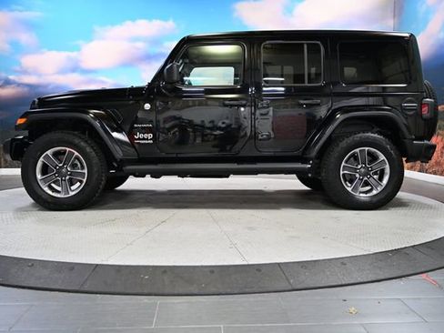 Used 2020 Jeep Wrangler Unlimited Sahara image 4