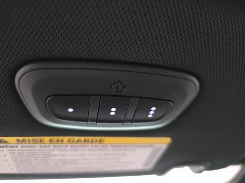 New 2026 Chrysler Pacifica Select AWD/4WD image 23