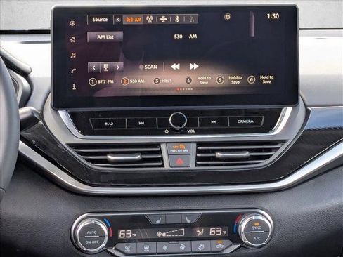 New 2025 Nissan Altima 2.5 SR w/ SR Premium Package image 11