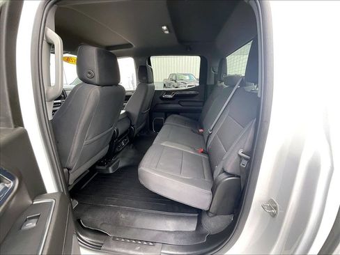 Used 2024 Chevrolet Silverado 1500 LT AWD/4WD image 15