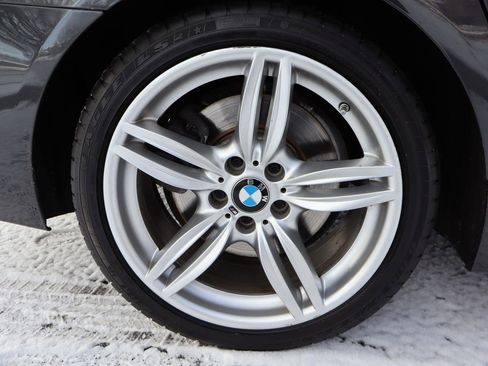 Used 2013 BMW 550i xDrive Sedan image 44
