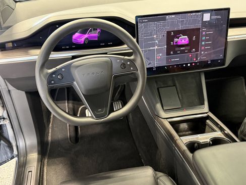 Used 2023 Tesla Model X AWD/4WD image 19
