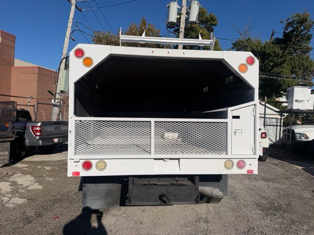 Used 2014 Ford F550 4x4 SuperCab Super Duty image 6