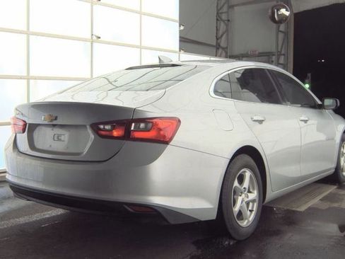 Used 2017 Chevrolet Malibu LS image 20