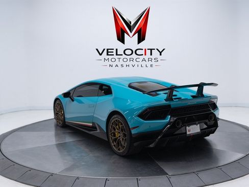 Used 2019 Lamborghini Huracan Performante AWD/4WD image 16