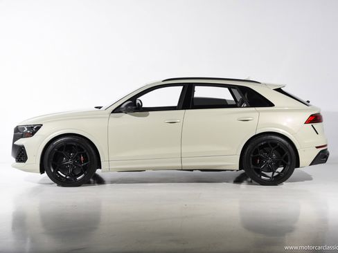 Used 2025 Audi RS Q8 performance AWD/4WD image 8
