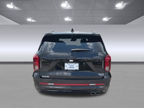 Certified 2025 Hyundai Palisade Calligraphy AWD/4WD image 8