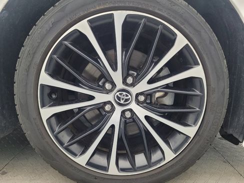 Used 2020 Toyota Camry SE FWD image 31