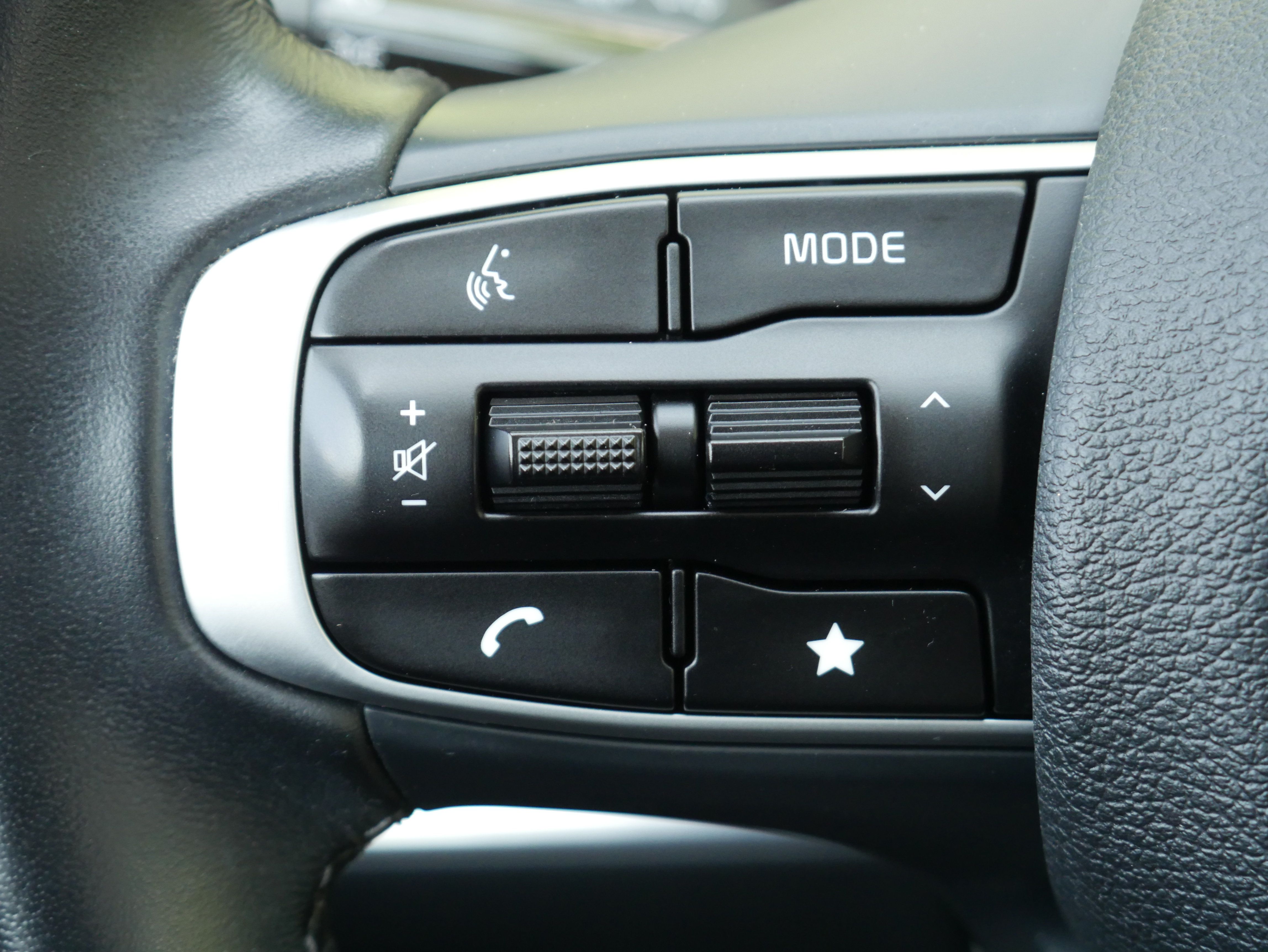 Certified 2024 Kia Sportage EX FWD image 26