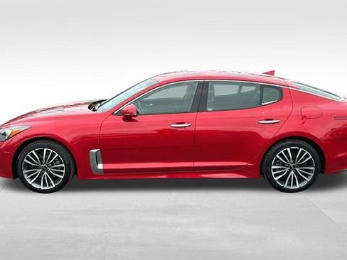 Used 2019 Kia Stinger image 3