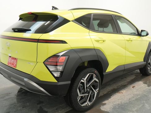 New 2026 Hyundai Kona SEL Premium image 8