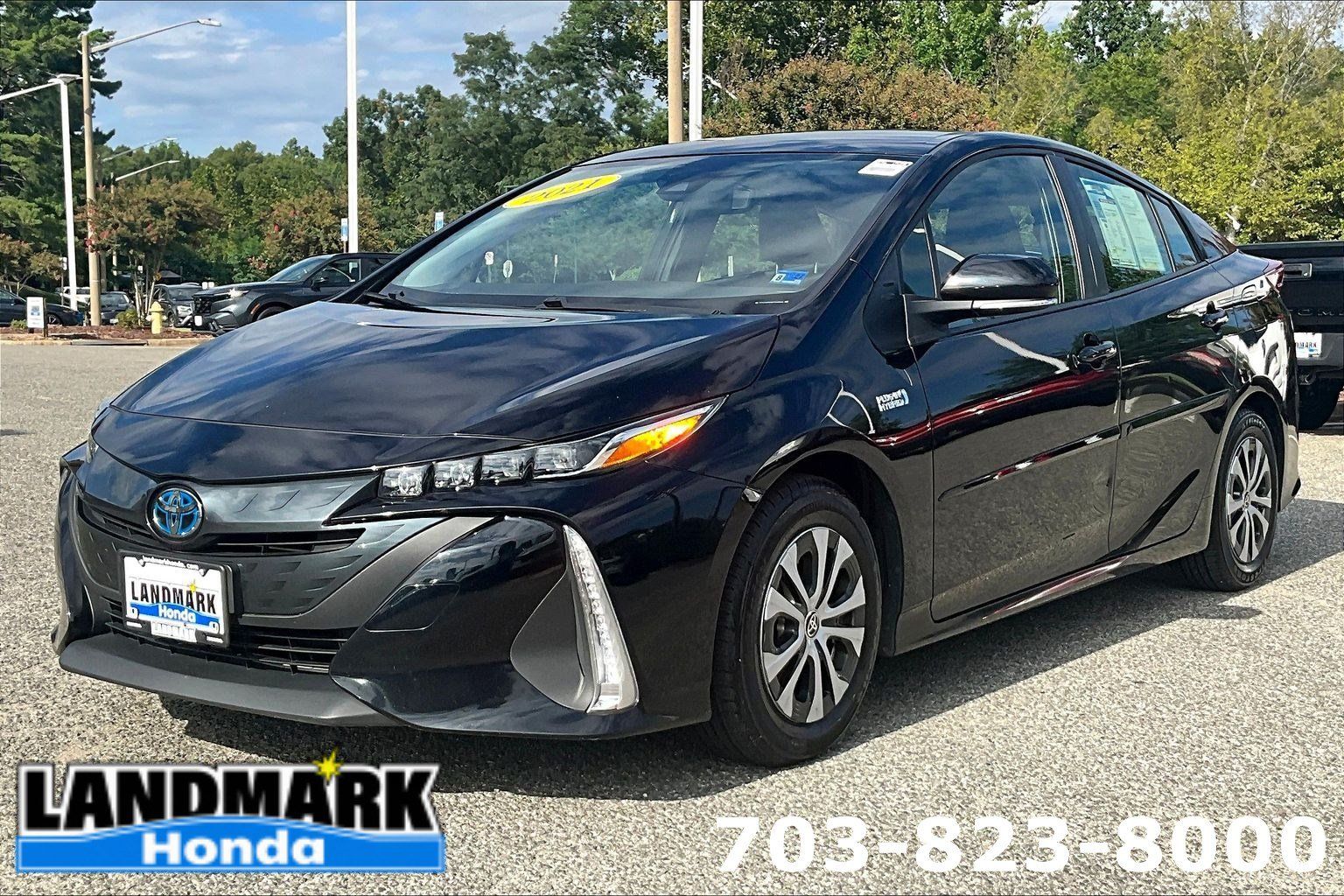 Used 2021 Toyota Prius Prime LE w/ Carpet Mat Package (TMS) FWD image 1
