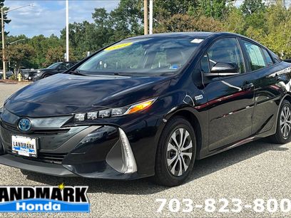Used 2021 Toyota Prius Prime LE w/ Carpet Mat Package (TMS)