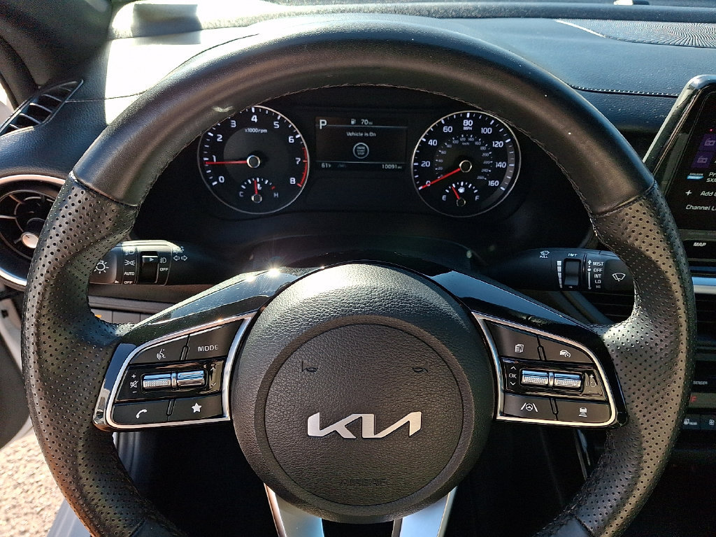 Used 2023 Kia Forte GT-Line w/ GT-Line Premium Package FWD image 20