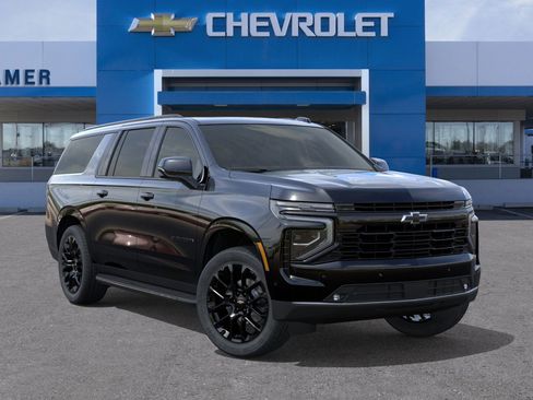 New 2026 Chevrolet Suburban RST image 7