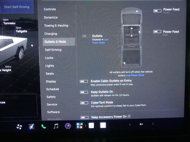 Used 2024 Tesla Cybertruck AWD Crew Cab image 13