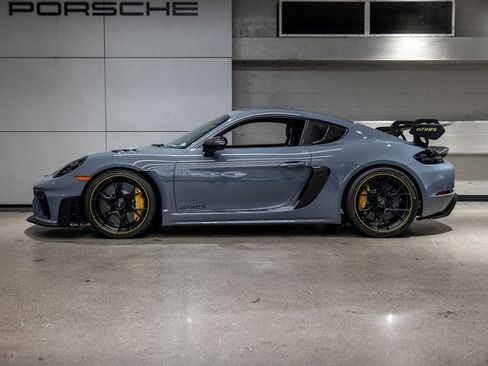 Used 2025 Porsche 718 Cayman GT4 RS image 2