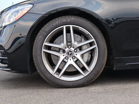 Used 2019 Mercedes-Benz S 560 4MATIC Sedan image 14