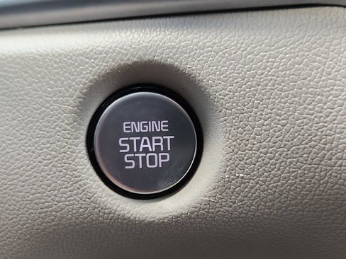 Certified 2025 Kia Sorento SX Prestige AWD/4WD image 20