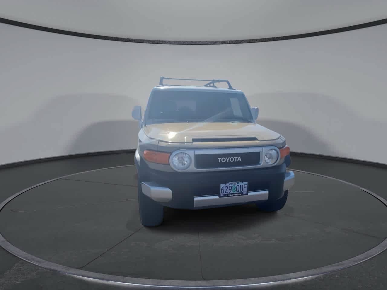 Used 2014 Toyota FJ Cruiser 4WD w/ Upgrade Package image 3
