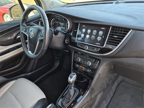 Used 2018 Buick Encore Preferred image 11